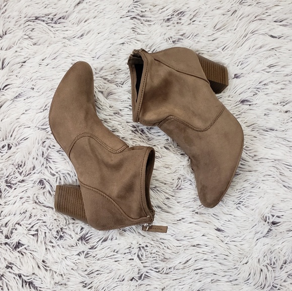 Qupid Shoes - Qupid Suede Zip Up Booties